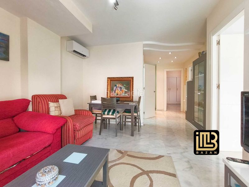 Foto e26cf01b-a648-4e35-8d8d-1f7f1607ea80. Flat with heating in Suárez Málaga