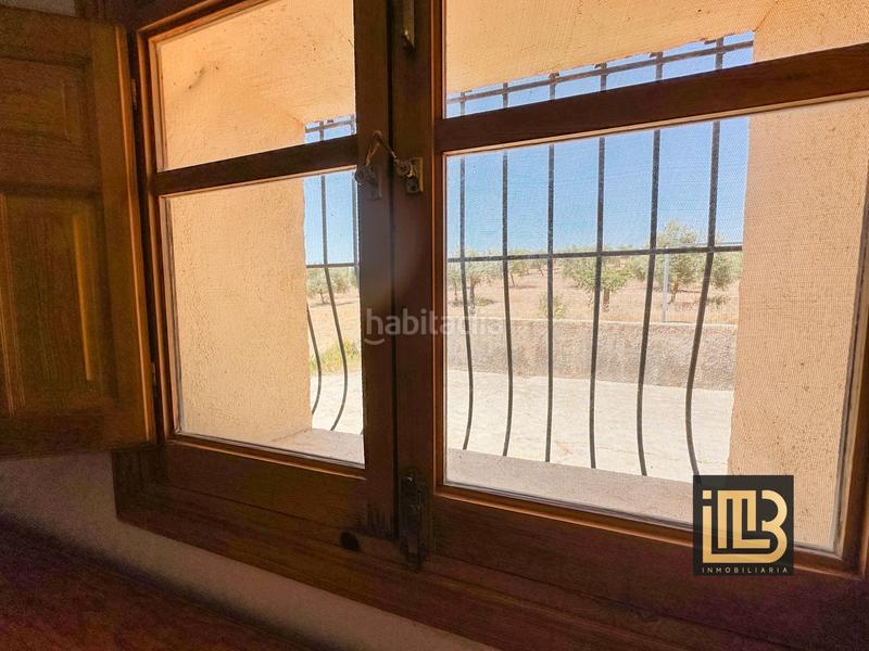 Foto 32beeffe-1551-4997-9d07-05b1d8341315. Finca rústica a avenida de jaén 13 a Cabra del Santo Cristo