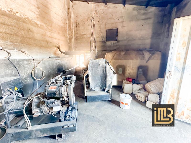 Foto 76ffddef-5519-40ce-b4a1-f79d561c3245. Finca rústica a avenida de jaén 13 a Cabra del Santo Cristo