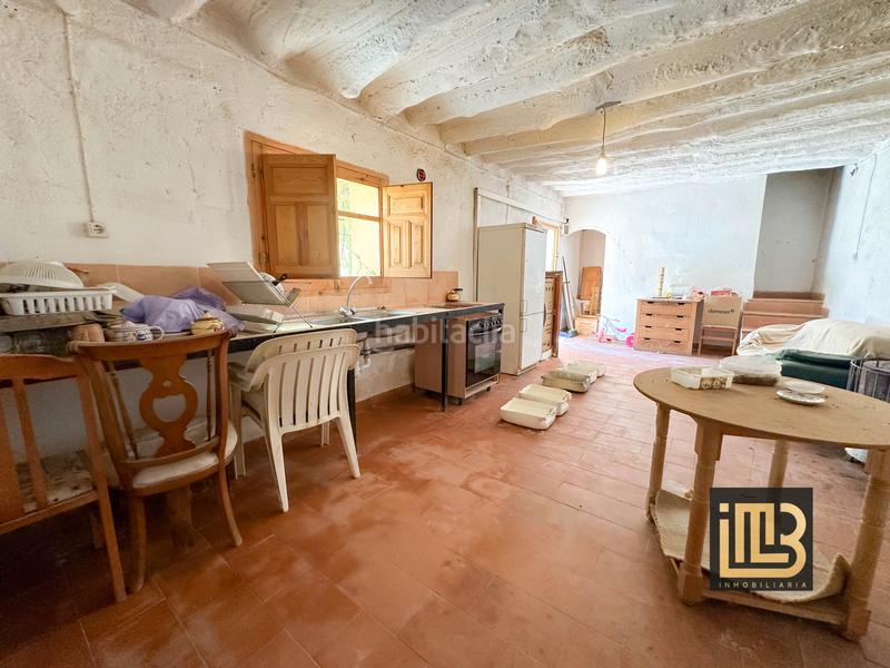 Foto fae24e74-8784-4b89-9995-e15ce99fdb33. Finca rústica a avenida de jaén 13 a Cabra del Santo Cristo