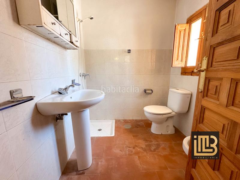 Foto fbf66d70-b0ee-4196-afcd-7e730da1860a. Finca rústica a avenida de jaén 13 a Cabra del Santo Cristo