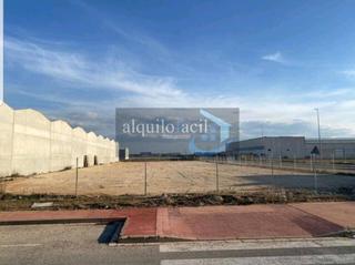 Terreno residencial en Centro. Se vende terreno en romica/ 3382 metros/ agua y luz/ 120000€