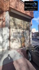 Locale commerciale in San Pablo. Se vende local/ plaza del pelibayo/110 metros/190000€