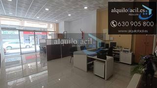 Location Local commercial à Parque Sur. Se alquila local en c/ ejercito de 190 metros por. 1200€