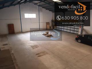 Fabrikhalle in Pedanías - Extrarradio. Se vende o alquila con opcion a compra nave en campollano de 400