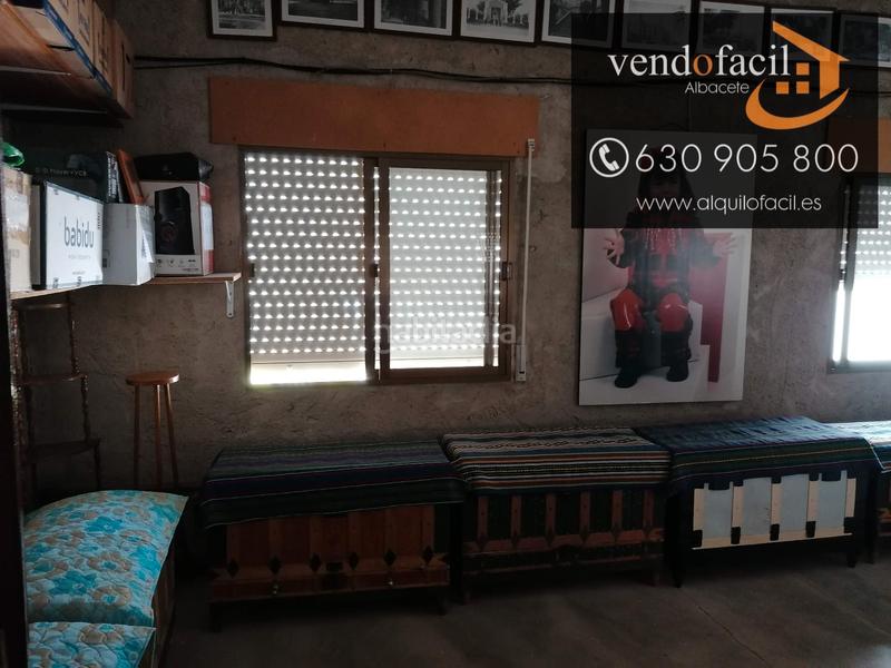 Foto 2ecda7b1-60a8-44c1-8895-1aff0309cec5. Casa se vende casa de 5 habitaciones y patio de 50 metros por 82000€ en Barrax