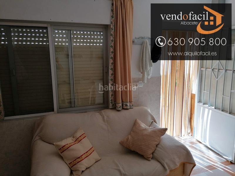 Foto 3bc65189-0825-4ab9-a82d-448a1e3724bb. Casa se vende casa de 5 habitaciones y patio de 50 metros por 82000€ en Barrax