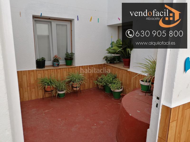 Foto d016c627-2d44-42a8-af2a-1b97824d23a5. Casa se vende casa de 5 habitaciones y patio de 50 metros por 82000€ en Barrax
