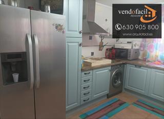 Casa adossada a Calle constitución 3b. Se vende adosado en villar de chinchilla de 4 habitaciones y 2 b