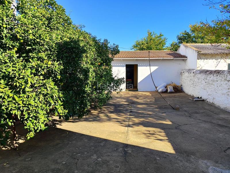 Foto 0d225e56-574c-49a9-93f2-32a358fd6071. Casa amb aparcament a San Bartolomé de la Torre
