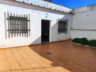 Casa a San Bartolomé de la Torre. Casa en venta en san bartolome de la torre, 4 dormitorios.