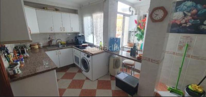 Foto 50a55233-c4e8-42a9-a60e-85274d9de758. Alquiler piso  en alquiler en los rosales, 4 dormitorios. en Huelva