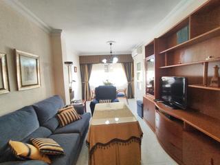 Location Appartement à Isla Chica. Piso en alquiler en isla chica, 3 dormitorios.