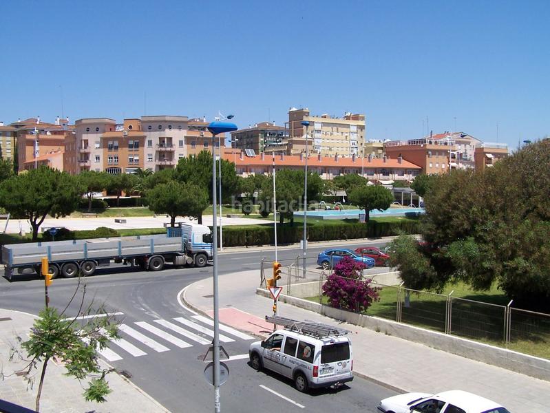 Foto 34e3ebd2-b61b-453f-aa2f-004b72de7c1e. Alquiler piso  en alquiler en avda. andalucia, 2 dormitorios. en Huelva