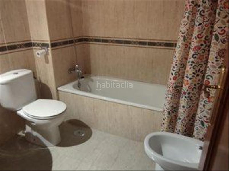 Foto a0769cbf-6ab5-44c8-8e43-aa3ec4fddbaa. Alquiler piso  en alquiler en avda. andalucia, 2 dormitorios. en Huelva