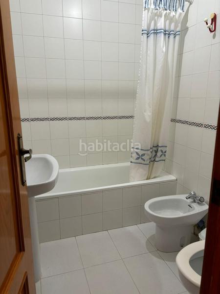 Foto 4e771dca-86f1-44fd-8f62-9c083ff416c0. Alquiler chalet  en alquiler en centro urbano, 3 dormitorios. en Mazagón