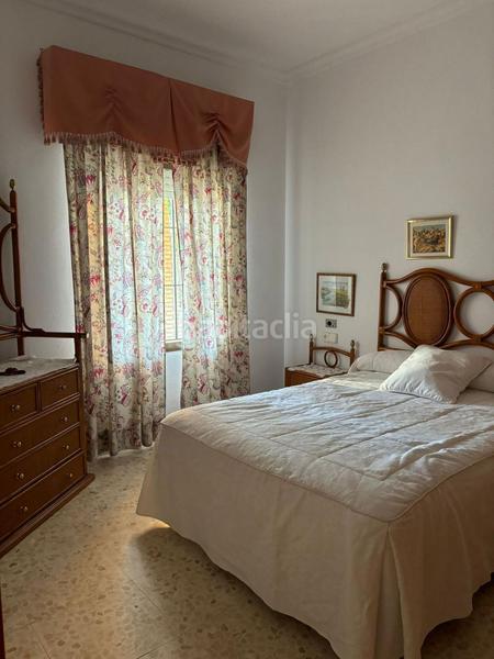Foto f2d2ef43-8702-471d-b48f-08e10ef70b56. Alquiler chalet  en alquiler en centro urbano, 3 dormitorios. en Mazagón