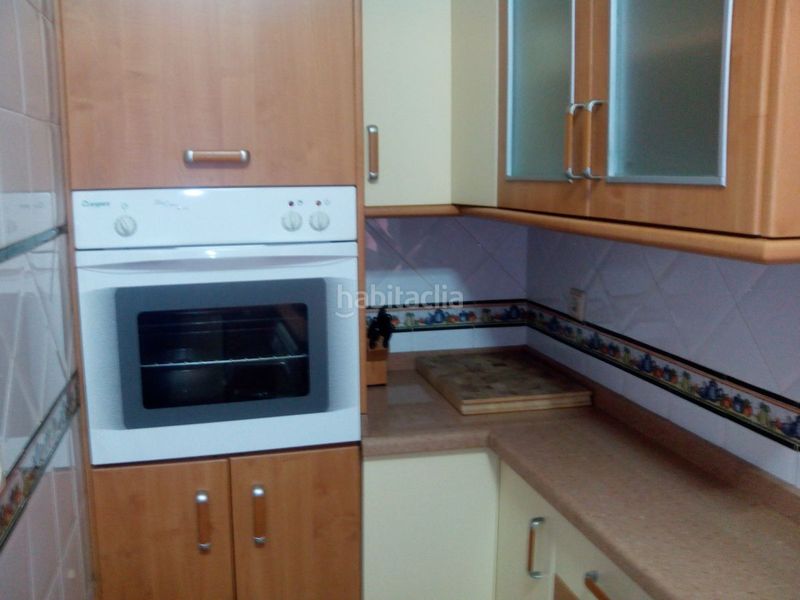 Foto b8aa7450-0495-44d8-aa36-f471fa629c86. Rent flat in Centro Huelva