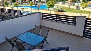 Location Chalet à Punta Umbría. Chalet en alquiler en avenida boulevar del agua, 4 dormitorios.
