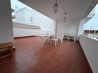Rent Flat en Punta Umbr�a. Piso en alquiler en centro, 3 dormitorios.