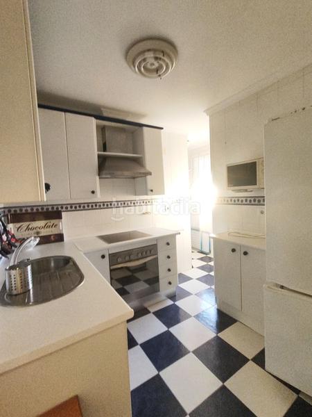 Foto 2249d93a-5cb1-447e-8a9e-5d1a2e6b8244. Rent flat in Centro Huelva