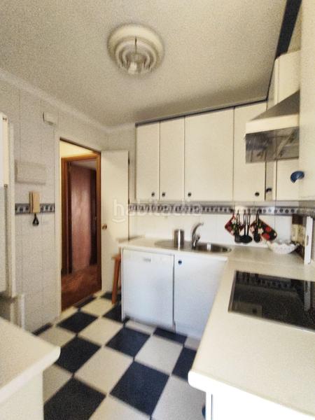 Foto 93b984d5-191a-4659-8c3f-bb7a907c62c0. Rent flat in Centro Huelva