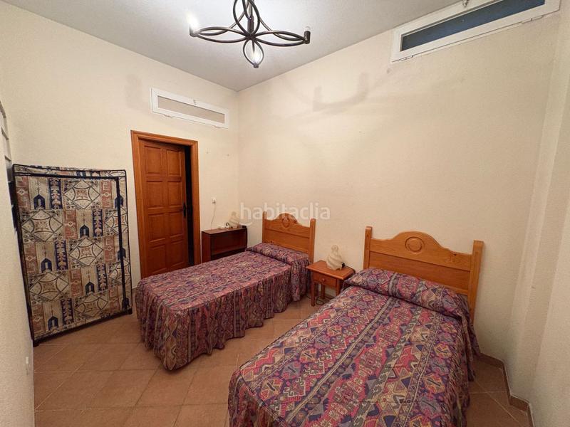 Foto d83e5f89-ea85-45a1-b27a-da67bbc2ab05. Affitto chalet con parcheggio in Centro Huelva