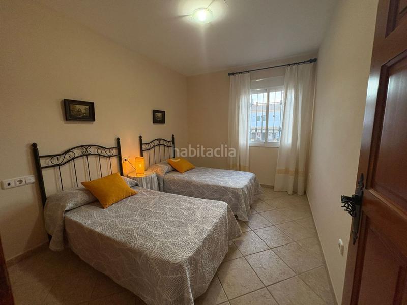 Foto 03ef715f-6cef-4145-abce-483cda18df6f. Miete chalet mit parking in Centro Huelva