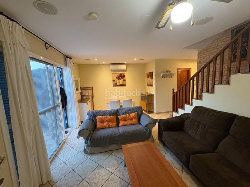 Foto 60032a5e-eef3-449a-ba3d-81bedac0c992. Miete chalet mit parking in Centro Huelva