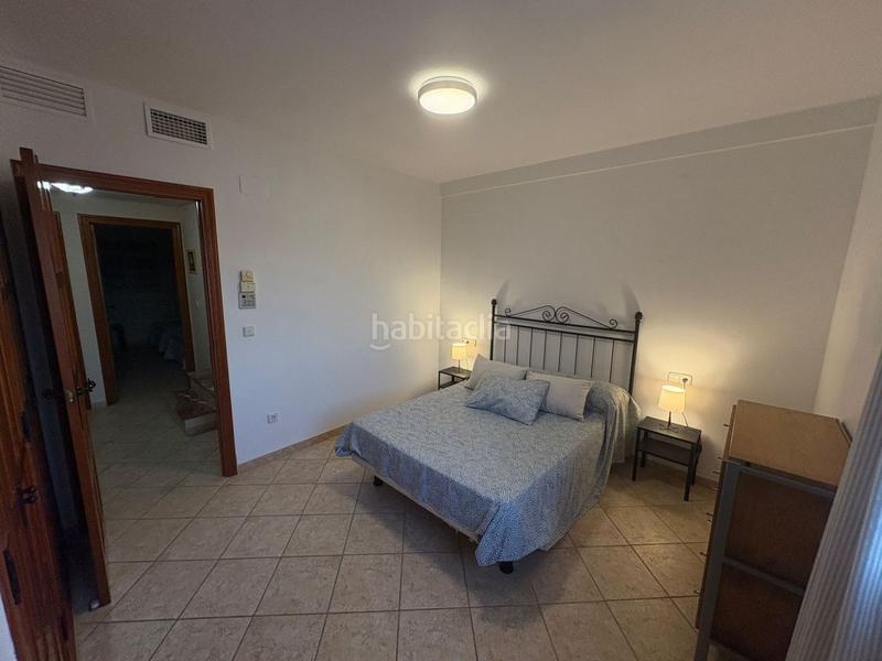 Foto d4fa768d-c21e-45e5-96da-0ffc3a36b7cd. Miete chalet mit parking in Centro Huelva