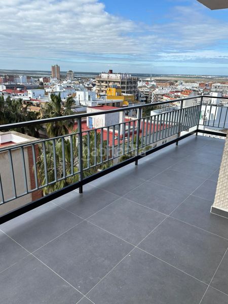 Foto d1b0931d-1f8f-4583-9960-5796f8399e89. Lloguer pis amb aparcament a Centro Huelva