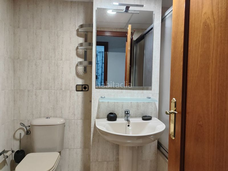 Foto 7bb6cbea-795b-4a4a-a069-2b24339bf285. Rent flat with parking in Centro Huelva