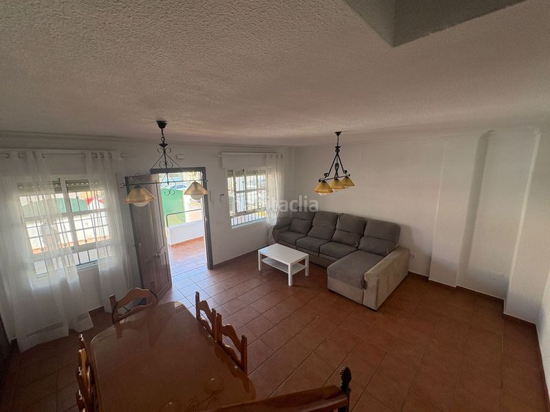 Foto 13a963d0-bee2-482d-b920-fb806ecb38cf. Location chalet avec parking dans Núcleo Urbano Aljaraque