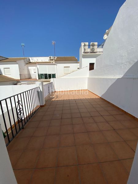 Foto 101205db-3fe9-4cc1-a58b-037fa22f3658. Affitto chalet in Moguer