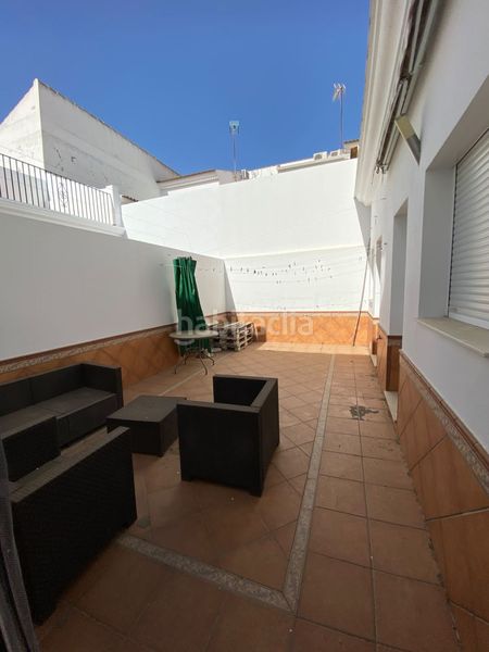 Foto c8f29bbb-0cac-41d3-985c-761fa06c77e9. Affitto chalet in Moguer