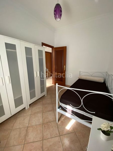 Foto 11ccad97-2f4b-42a7-bec1-176f02168b6d. Alquiler chalet  en alquiler en centro, 4 dormitorios. en Moguer
