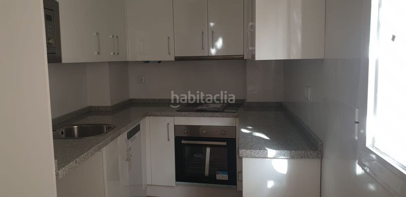 Foto 592e1570-146b-4f71-863a-d8e3b5baf827. Rent flat in Centro Huelva