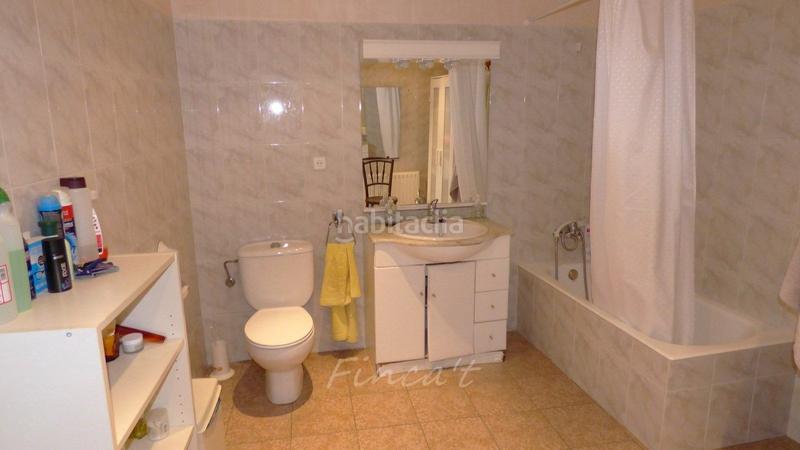 Foto 0d59845b-b74f-45a6-913c-92757735d58f. Maison jumelée avec chauffage parking dans Monistrol de Calders