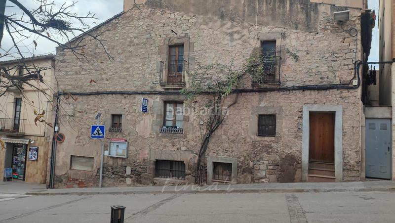 Foto 21a76ce4-0222-45ab-9f35-6e5e53e71898. Edifici a carrer del comerç 2 a Moià