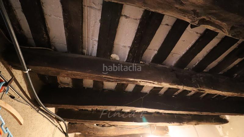 Foto 700f8526-d469-47e2-b282-75b661ffb89f. Edifici a carrer del comerç 2 a Moià