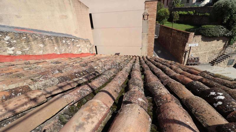 Foto 8cc074fd-0b75-466f-b471-a76881186302. Edifici a carrer del comerç 2 a Moià