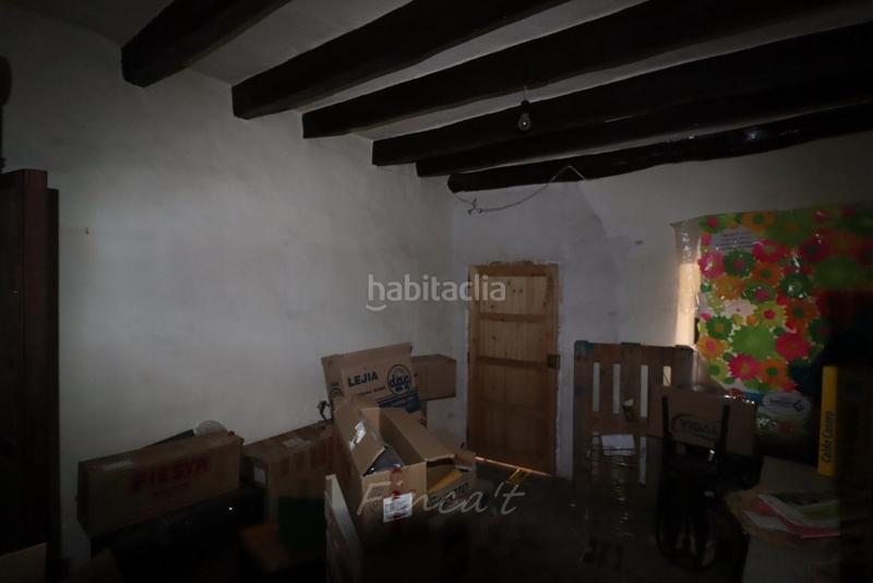 Foto 8e3ff8eb-3378-4f93-bdc0-a8fc3aee62dd. Edifici a carrer del comerç 2 a Moià