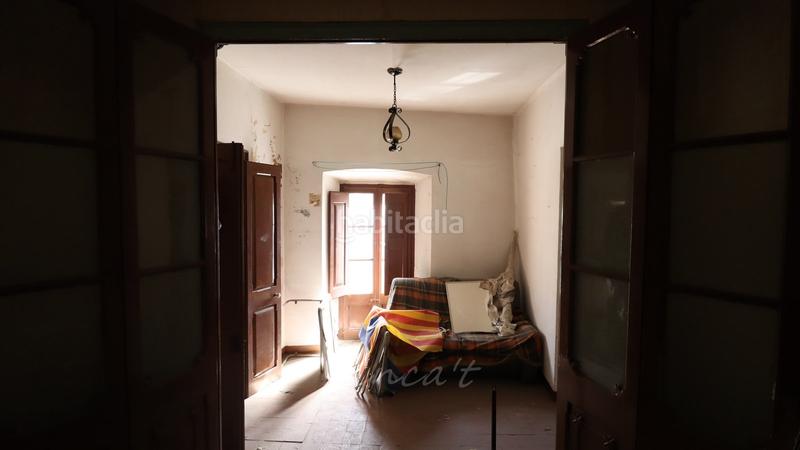 Foto a700af74-3c93-4c75-aedc-881080366d42. Edifici a carrer del comerç 2 a Moià