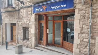 Miete Geschäftsraum  Carrer de les joies. Local cèntric al casc antic de moià