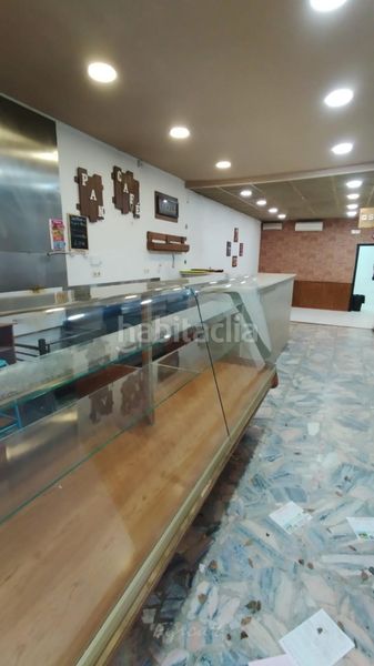 Foto 84127a24-ba57-4cb6-b8cd-3590d9bd7ea8. Lloguer local comercial a avinguda de la vila 25 a Moià