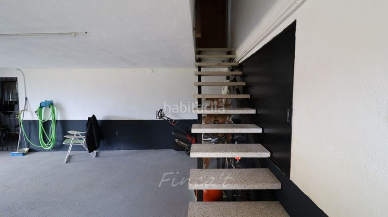Foto c9a9f3f8-8045-43f0-962c-f4c936be5f79. Casa amb xemeneia calefacció a Moià