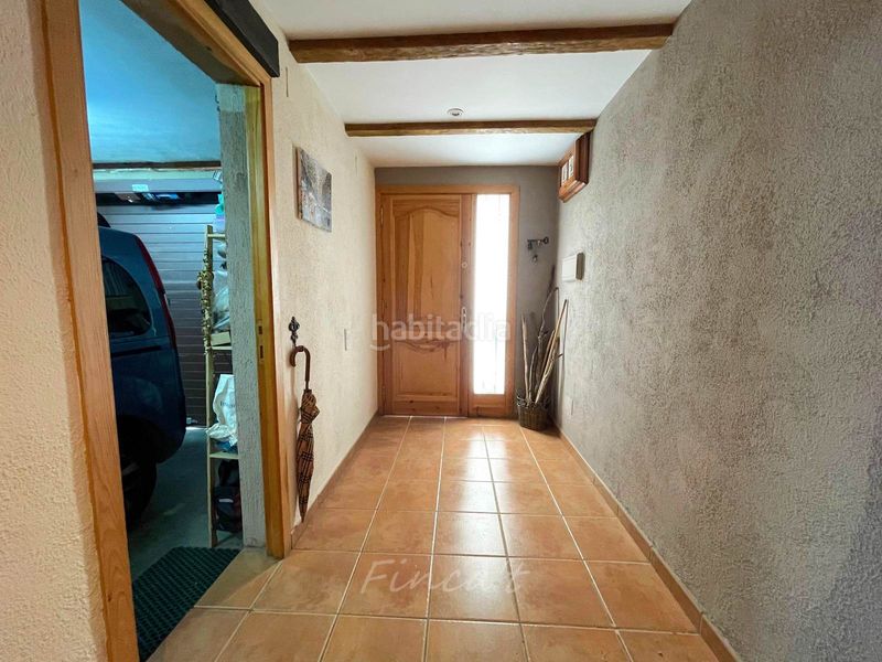 Foto 01e9b926-c6d4-43a0-8187-f6ad66af8207. Casa adossada amb xemeneia calefacció a Castellterçol