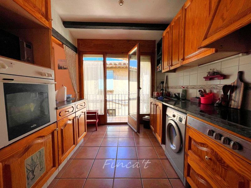 Foto 5e6289dc-228a-4408-bfed-28fa1610e9c6. Casa adossada amb xemeneia calefacció a Castellterçol