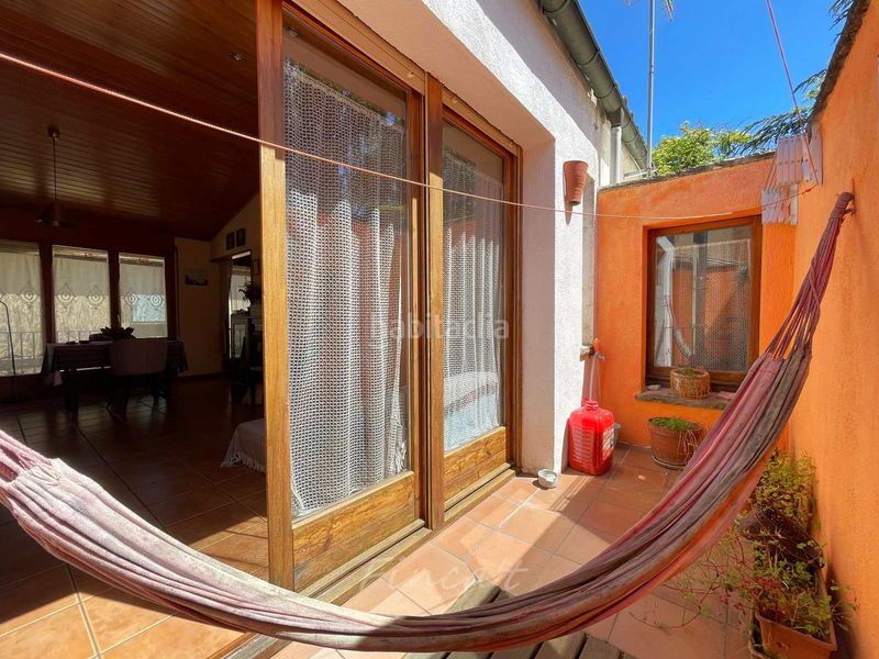 Foto c4161a04-b670-4577-a3f6-8b5a5a3bb938. Casa adossada amb xemeneia calefacció a Castellterçol
