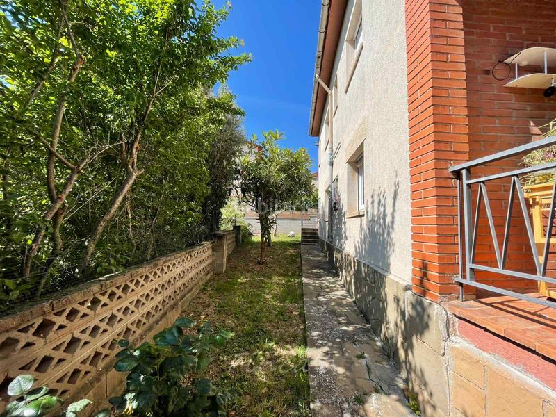 Foto 70f37e90-43a7-4171-a90b-c1227f401128. Pis amb xemeneia a Moià
